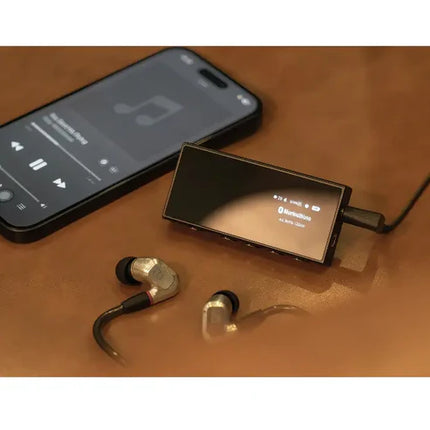 Questyle M18i Bluetooth Mobile Headphone Amplifier with DAC